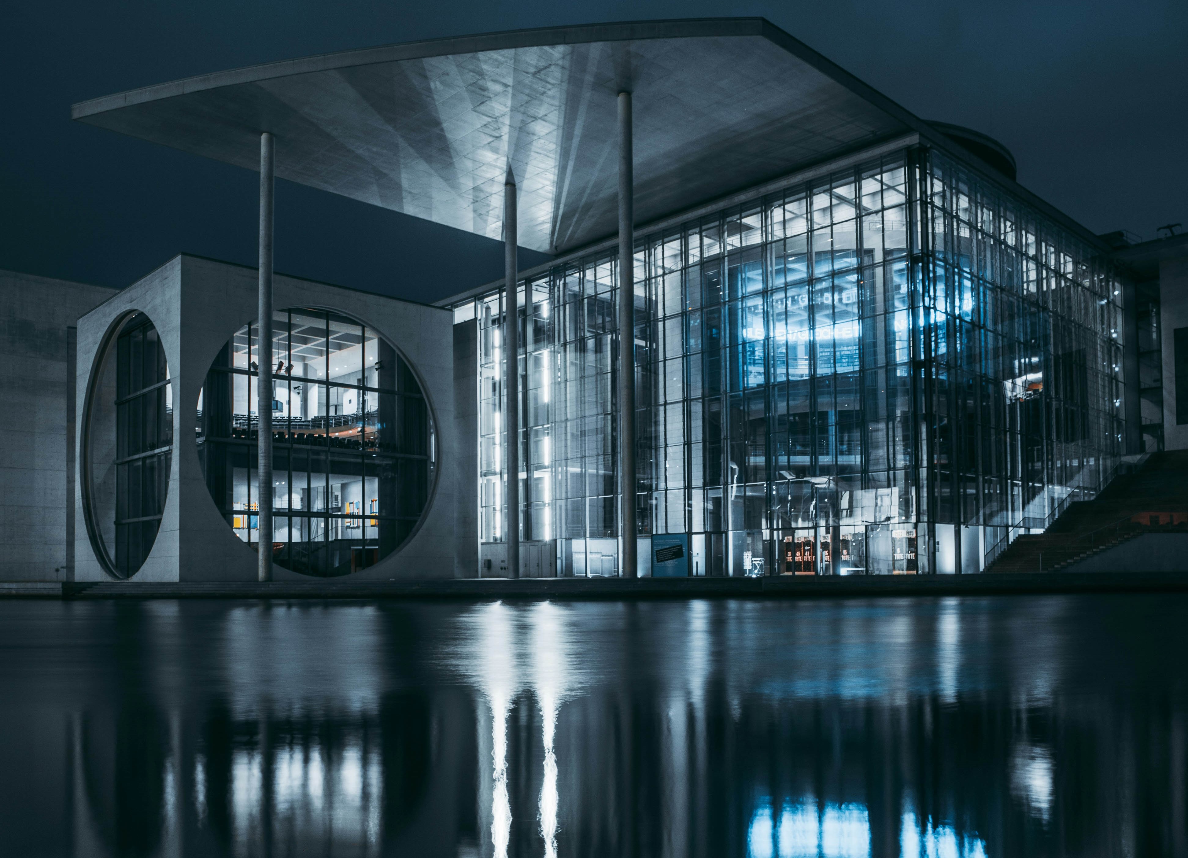 聚能数智 擎动未来|今年会国际中标1.5亿元世界500强企业数据中心项目